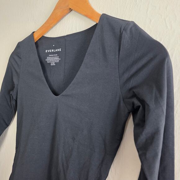 NEW Everlane Black V-Neck Long Sleeve Bodysuit Supima Cotton Small XS 00/0 Black - Picture 8 of 11